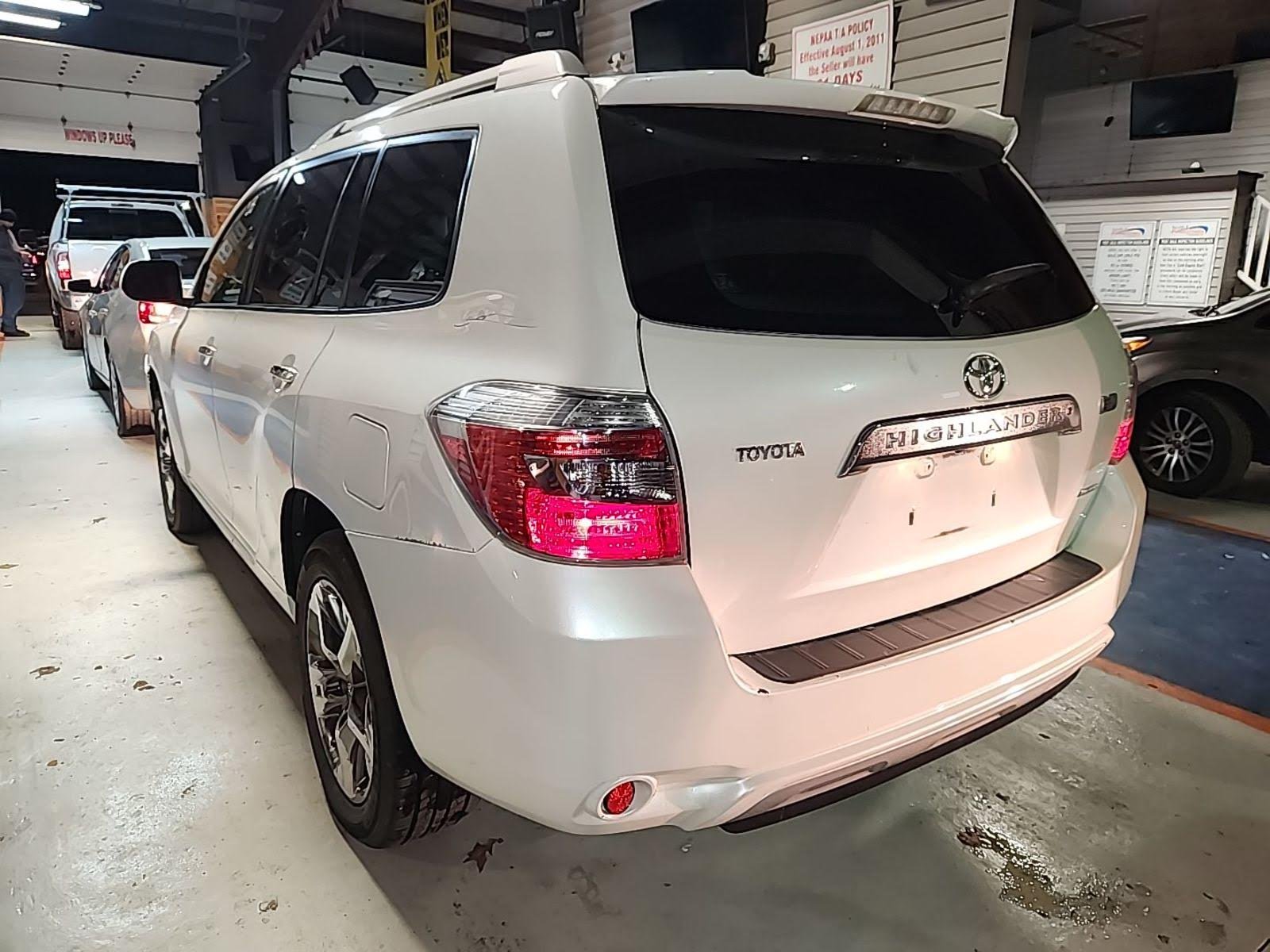 
								2008 Toyota Highlander Hybrid Limited AWD full									