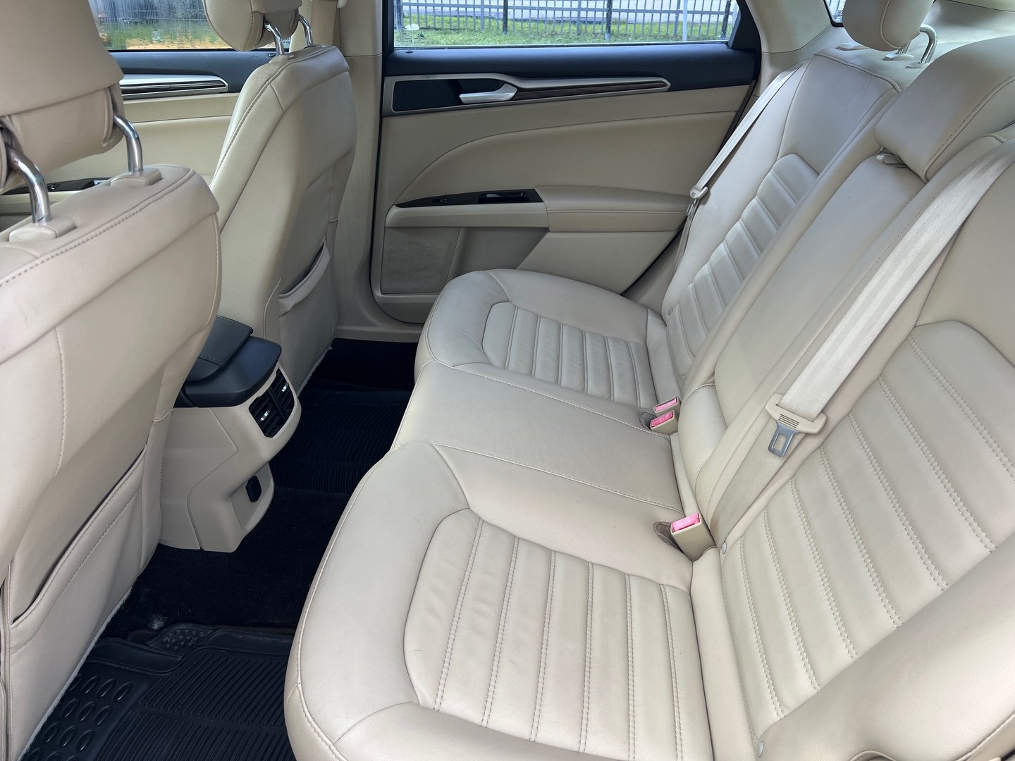 
								2014 Ford Fusion SE EcoBoost FWD full									