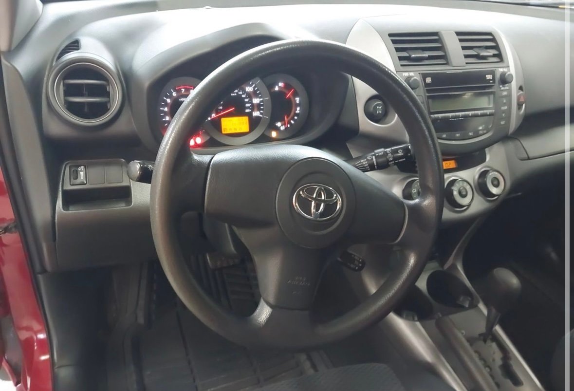 
								2012 Toyota Rav4 LE AWD full									