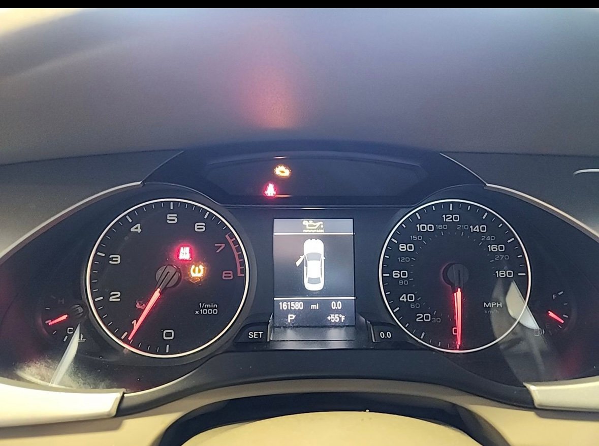 
								2012 Audi A4 2.0T Premium Plus AWD full									