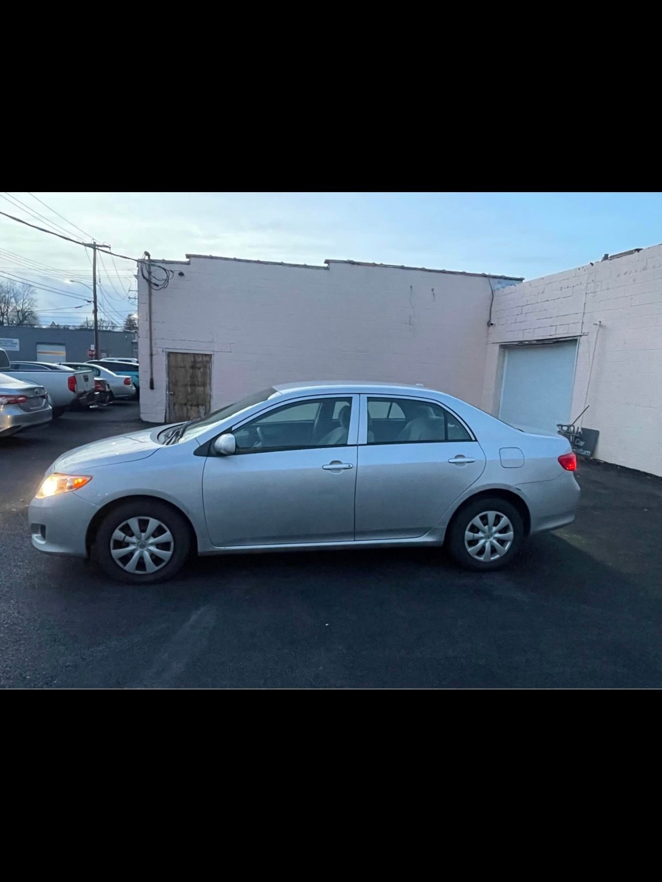 
								2009 Toyota Corolla LE FWD full									