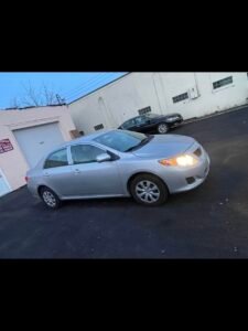 2009 Toyota Corolla LE FWD