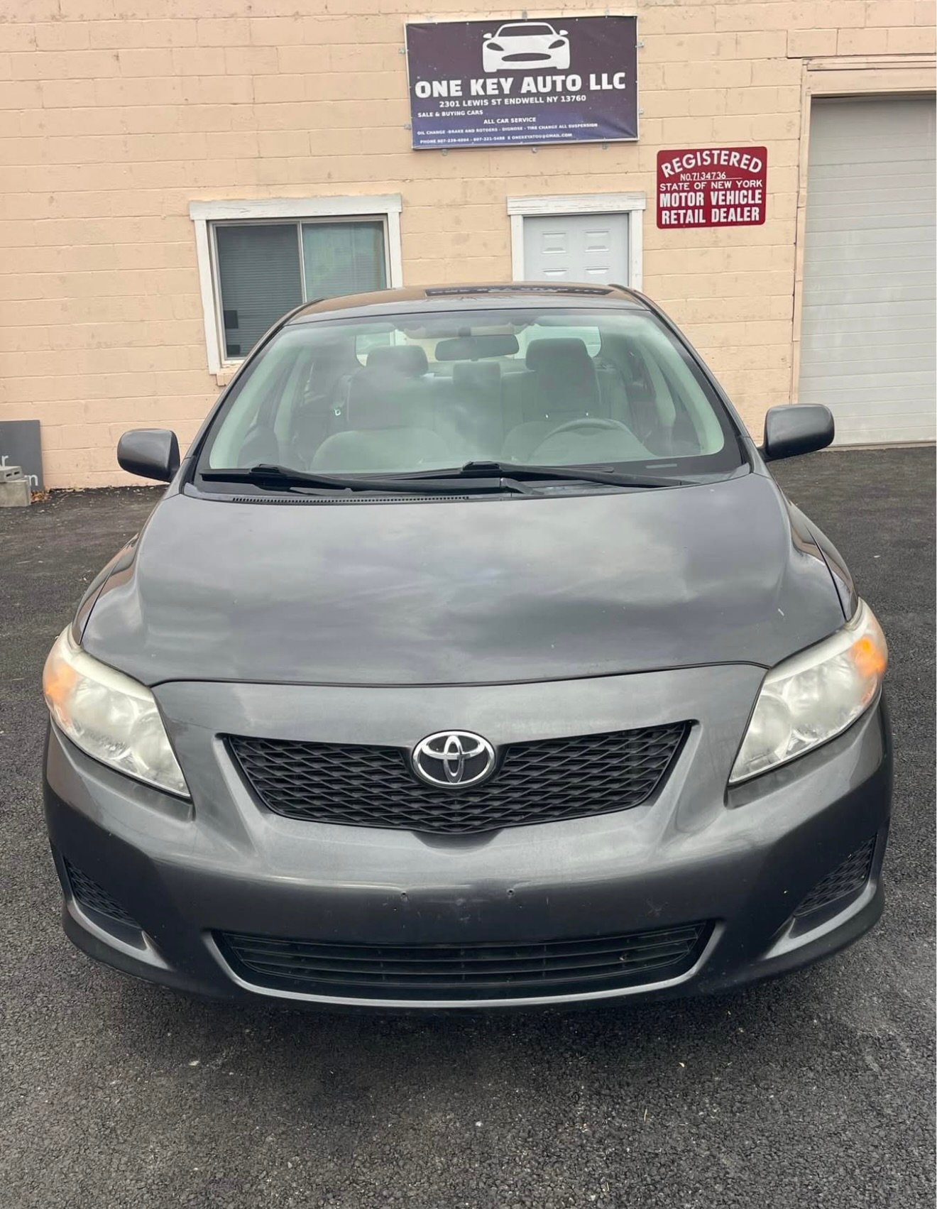 
								2010 Toyota Corolla LE FWD full									