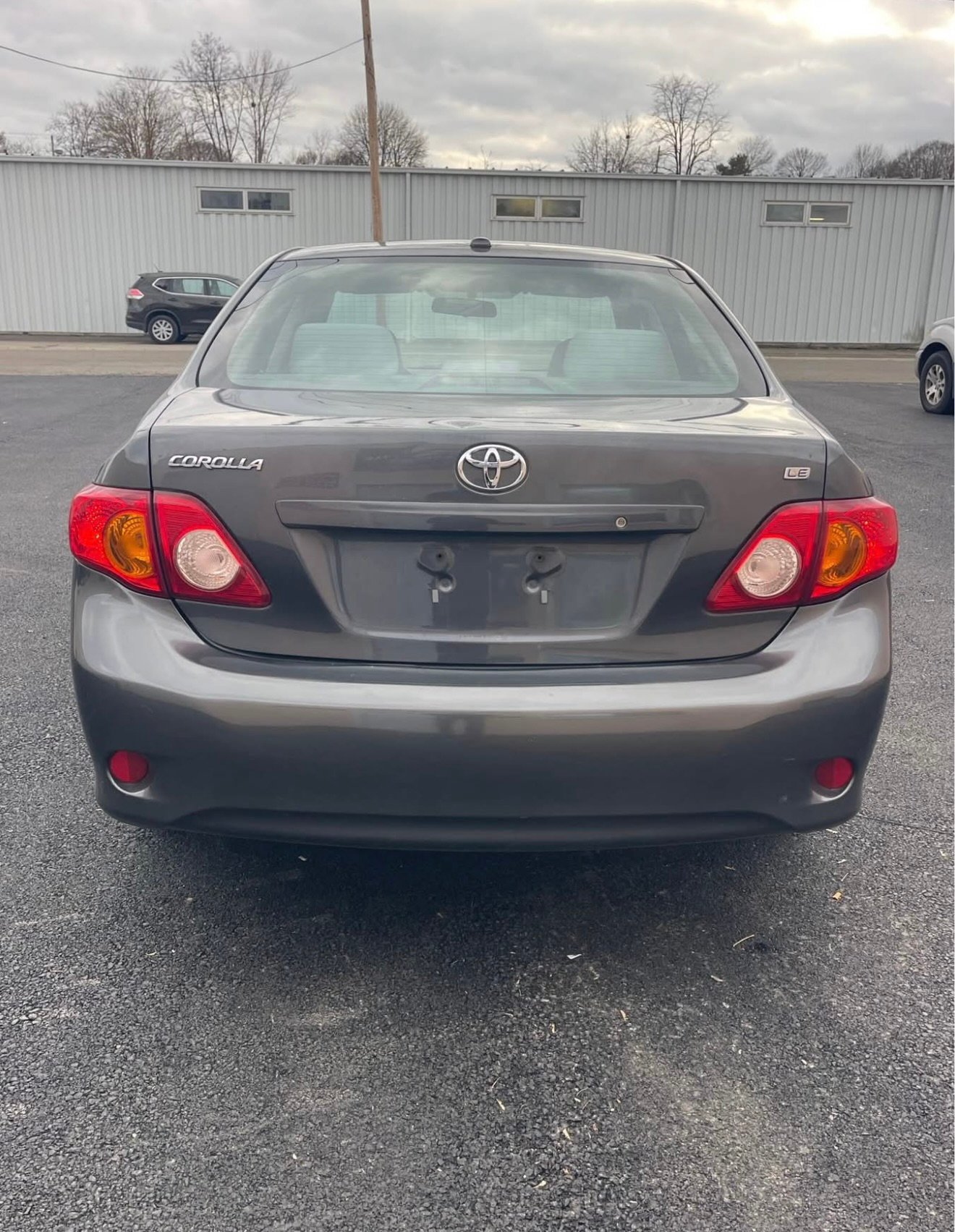 
								2010 Toyota Corolla LE FWD full									