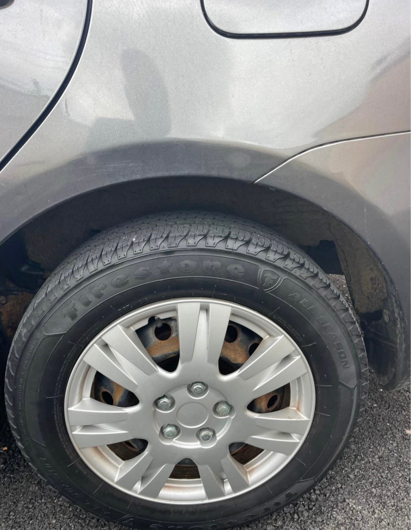 
								2010 Toyota Corolla LE FWD full									