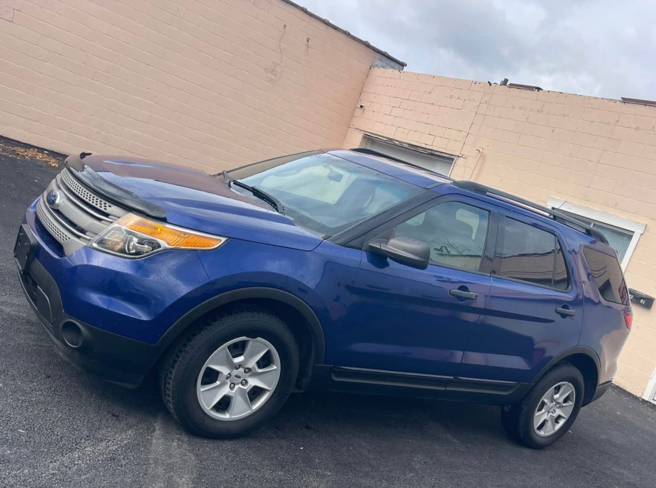 
								2013 Ford Explorer 4WD 3.5 V6 full									