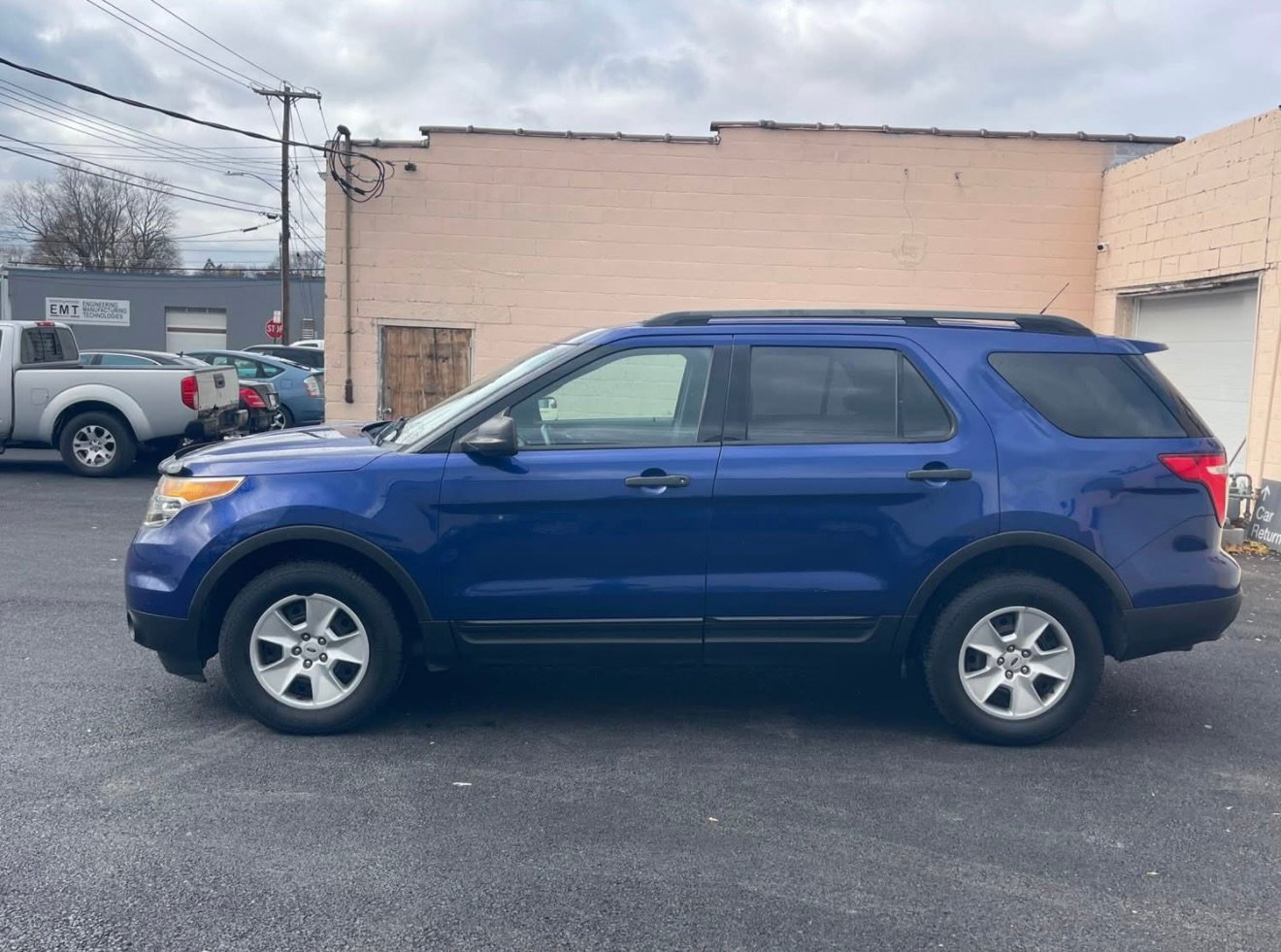 
								2013 Ford Explorer 4WD 3.5 V6 full									
