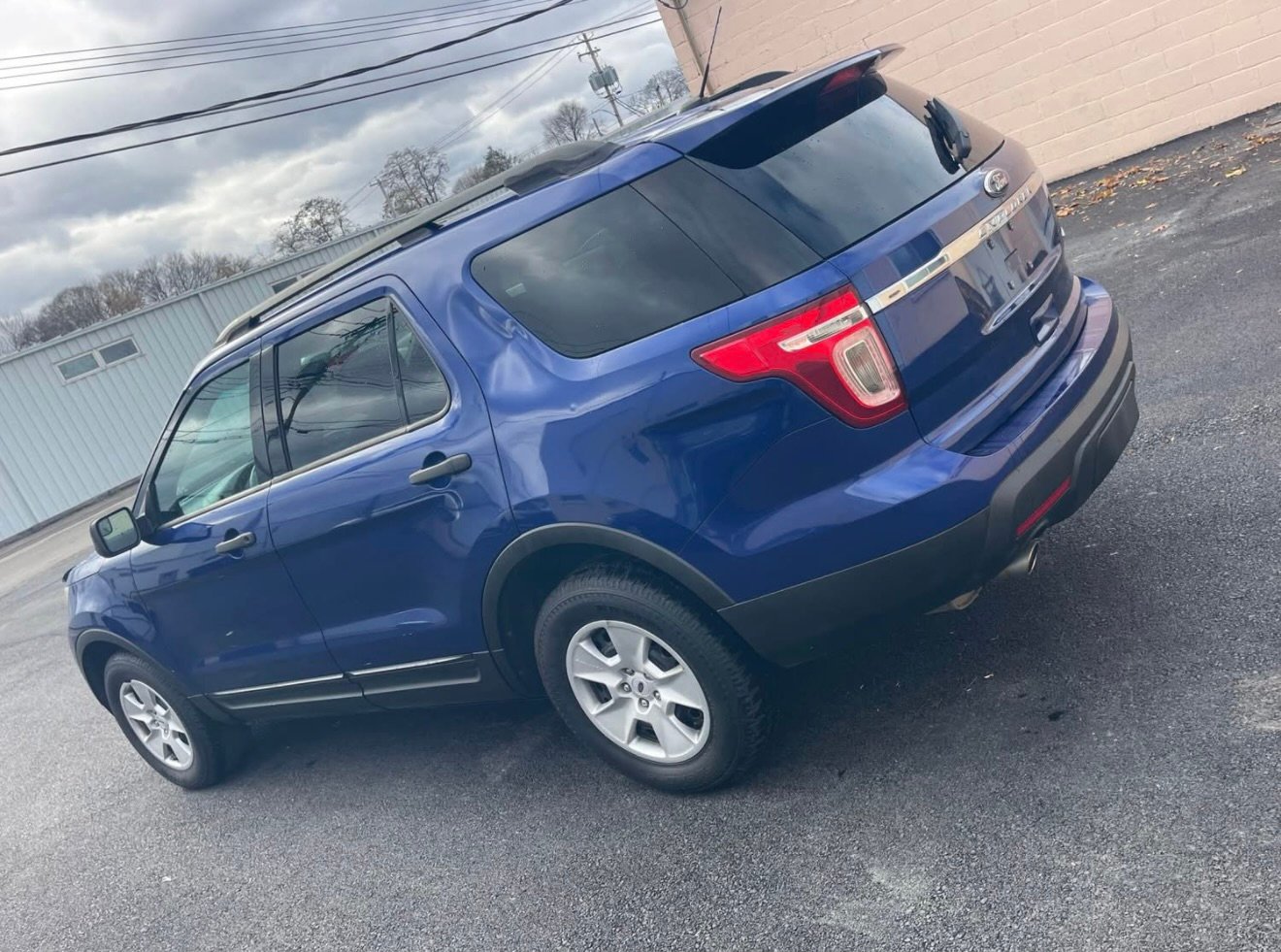 
								2013 Ford Explorer 4WD 3.5 V6 full									
