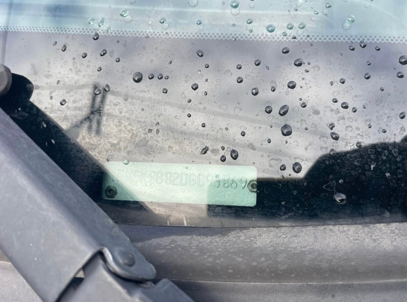 
								2013 Ford Explorer 4WD 3.5 V6 full									