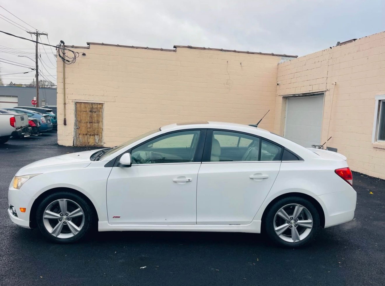 
								2014 Chevrolet Cruze 2LT FWD full									