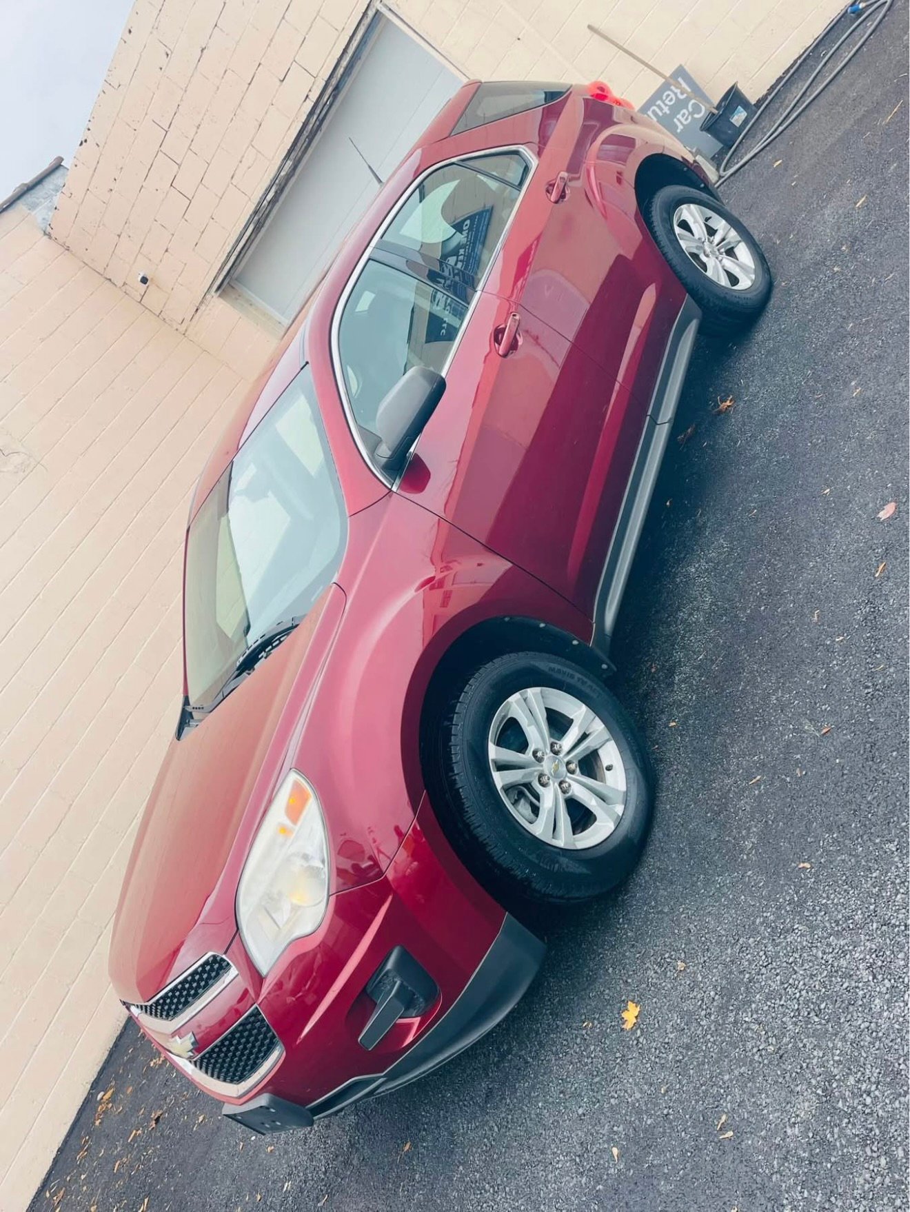
								2010 Chevrolet Equinox LS AWD full									