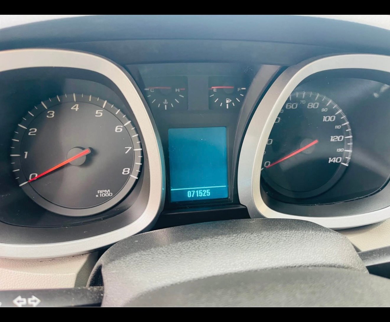 
								2010 Chevrolet Equinox LS AWD full									