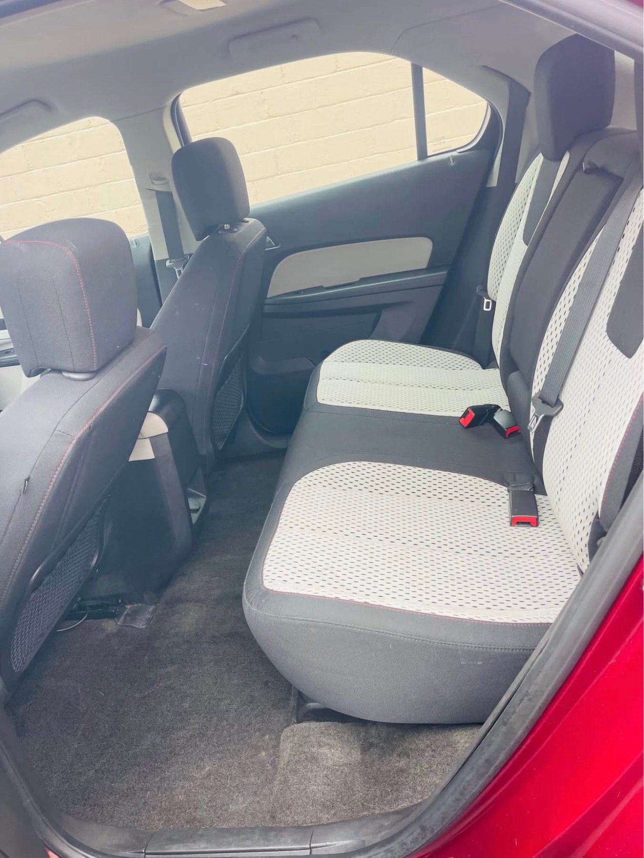 
								2010 Chevrolet Equinox LS AWD full									