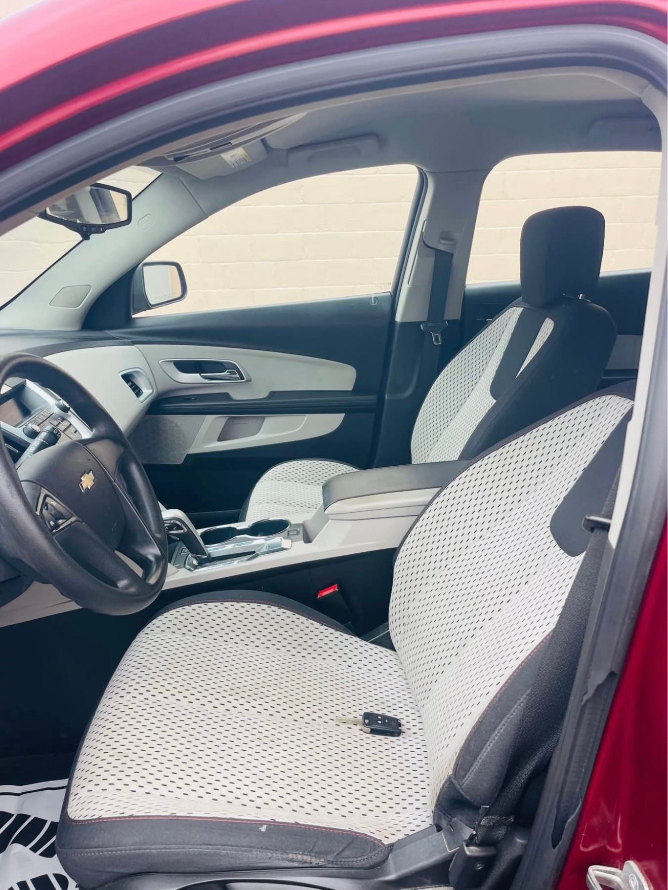 
								2010 Chevrolet Equinox LS AWD full									