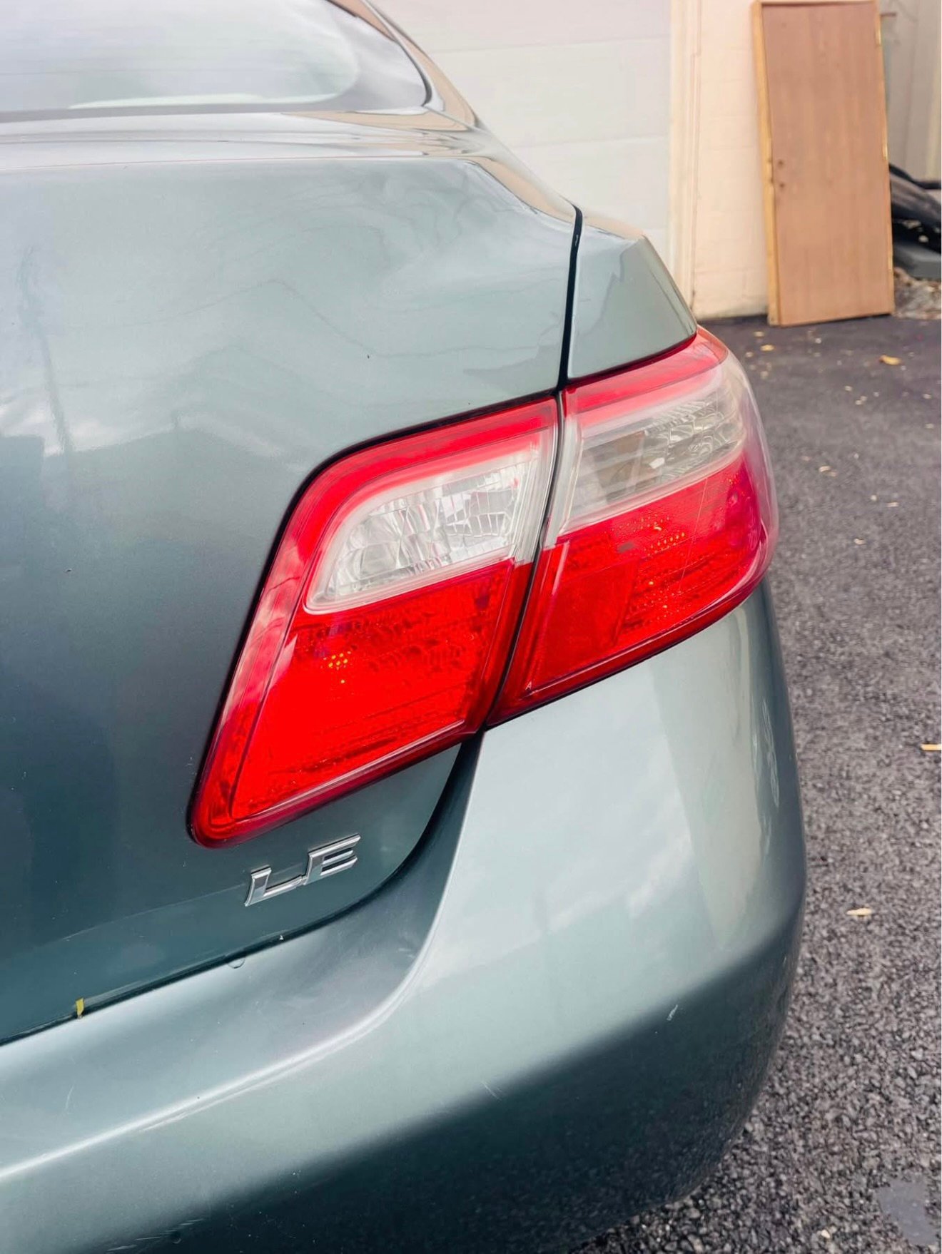 
								2008 Toyota Camry LE FWD full									