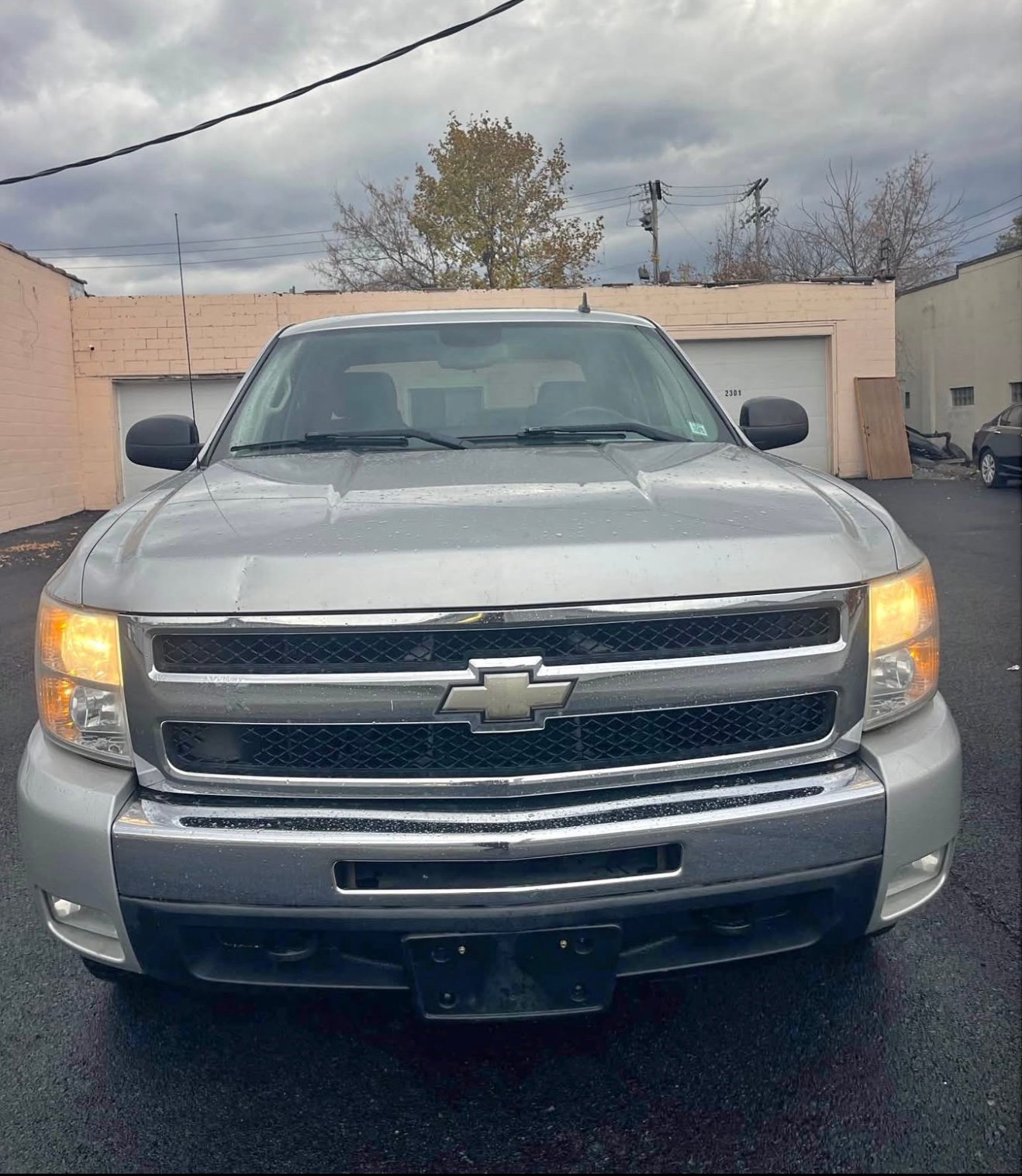 
								2010 Chevrolet Silverado 1500 LT 4WD Crew Cab full									
