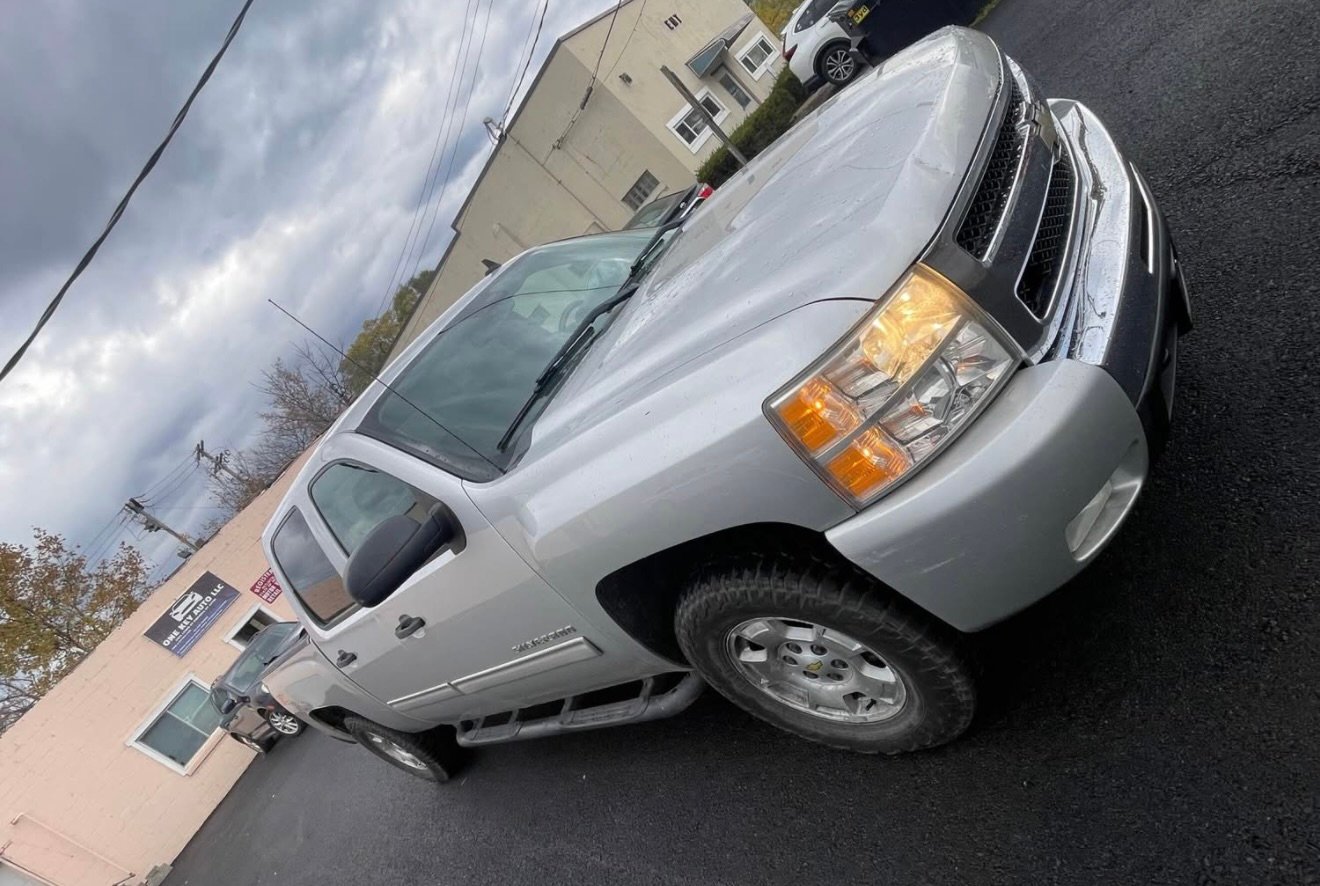 
								2010 Chevrolet Silverado 1500 LT 4WD Crew Cab full									