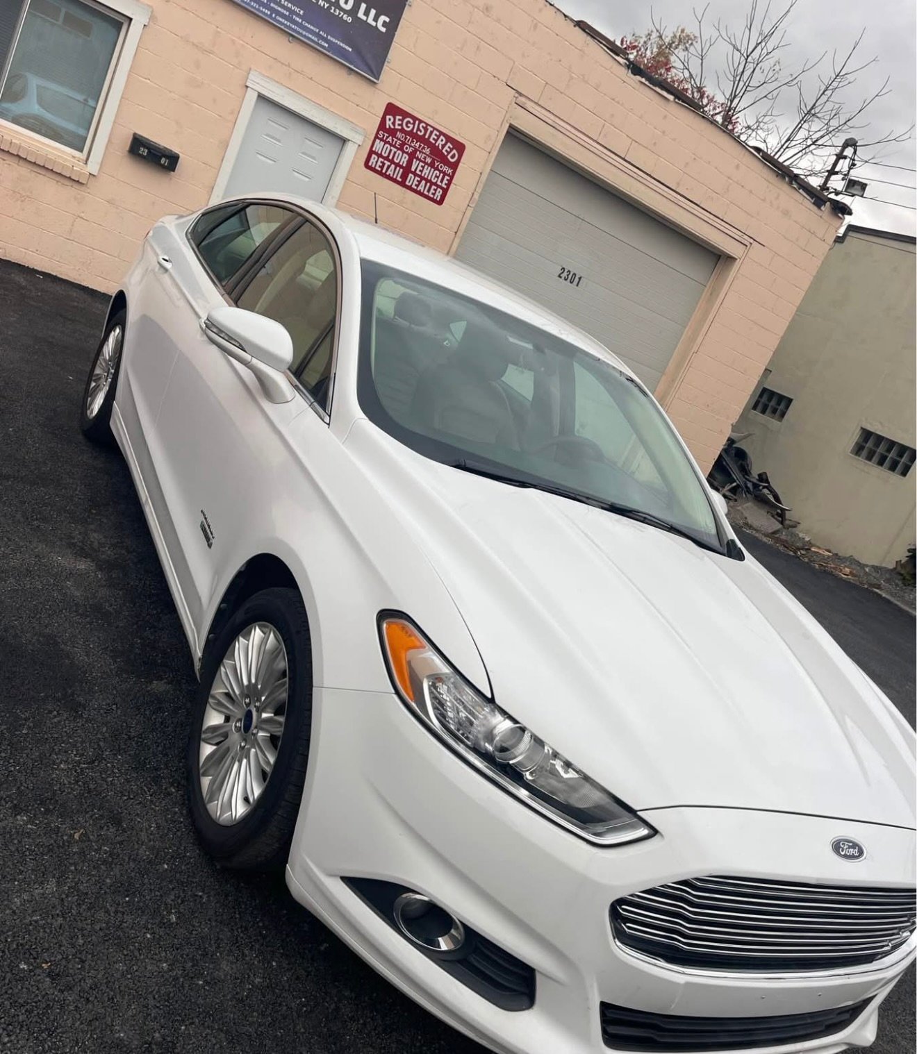 
								2014 Ford Fusion SE FWD full									