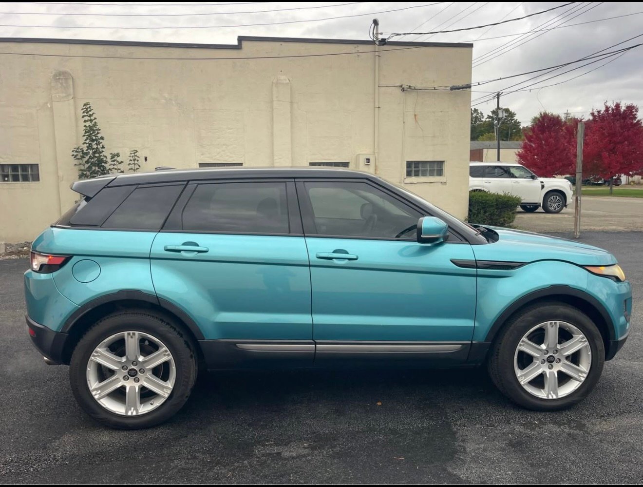 
								2013 Range Rover Evoque Pure AWD full									
