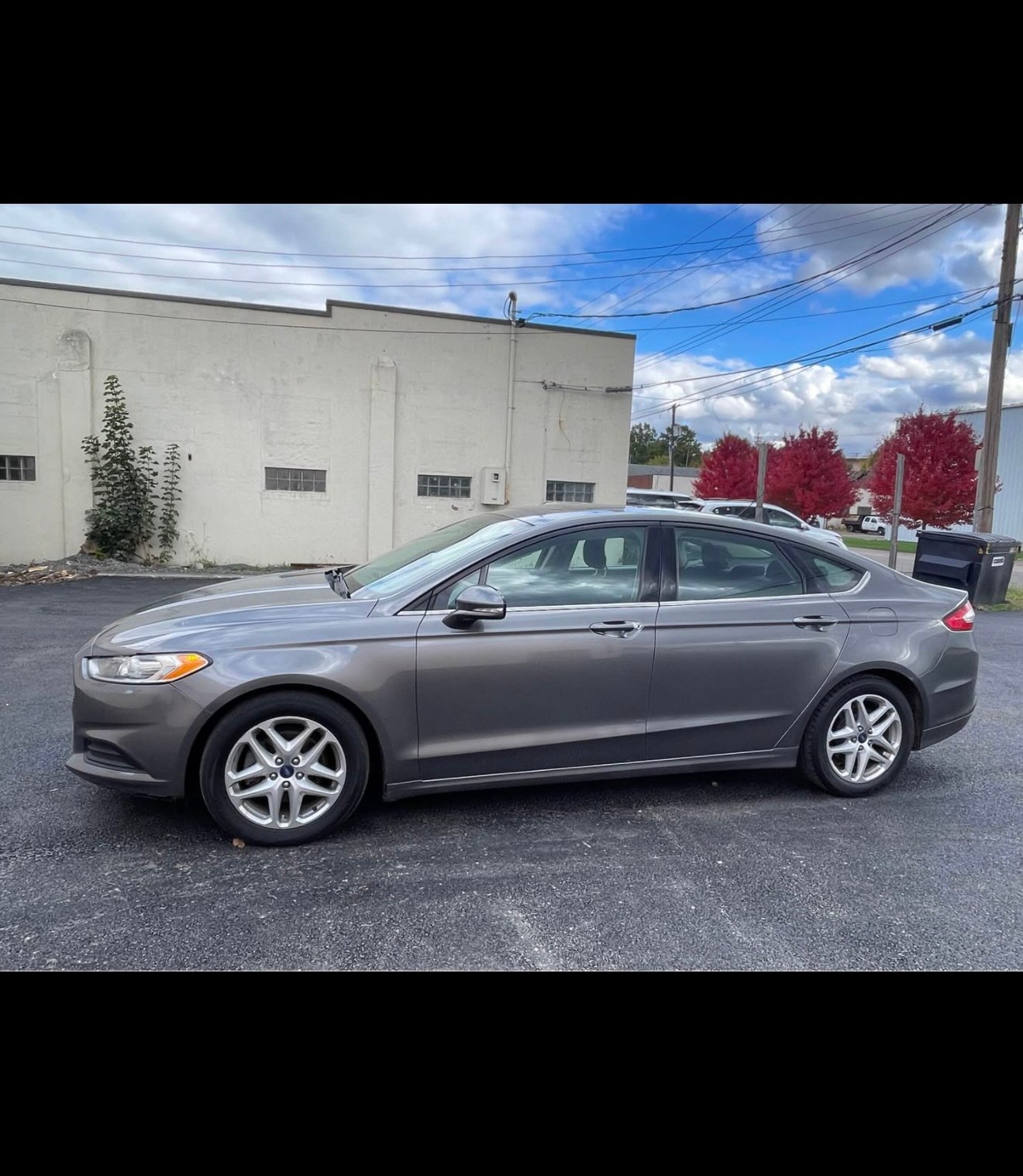 
								2015 Ford Fusion SE FWD full									