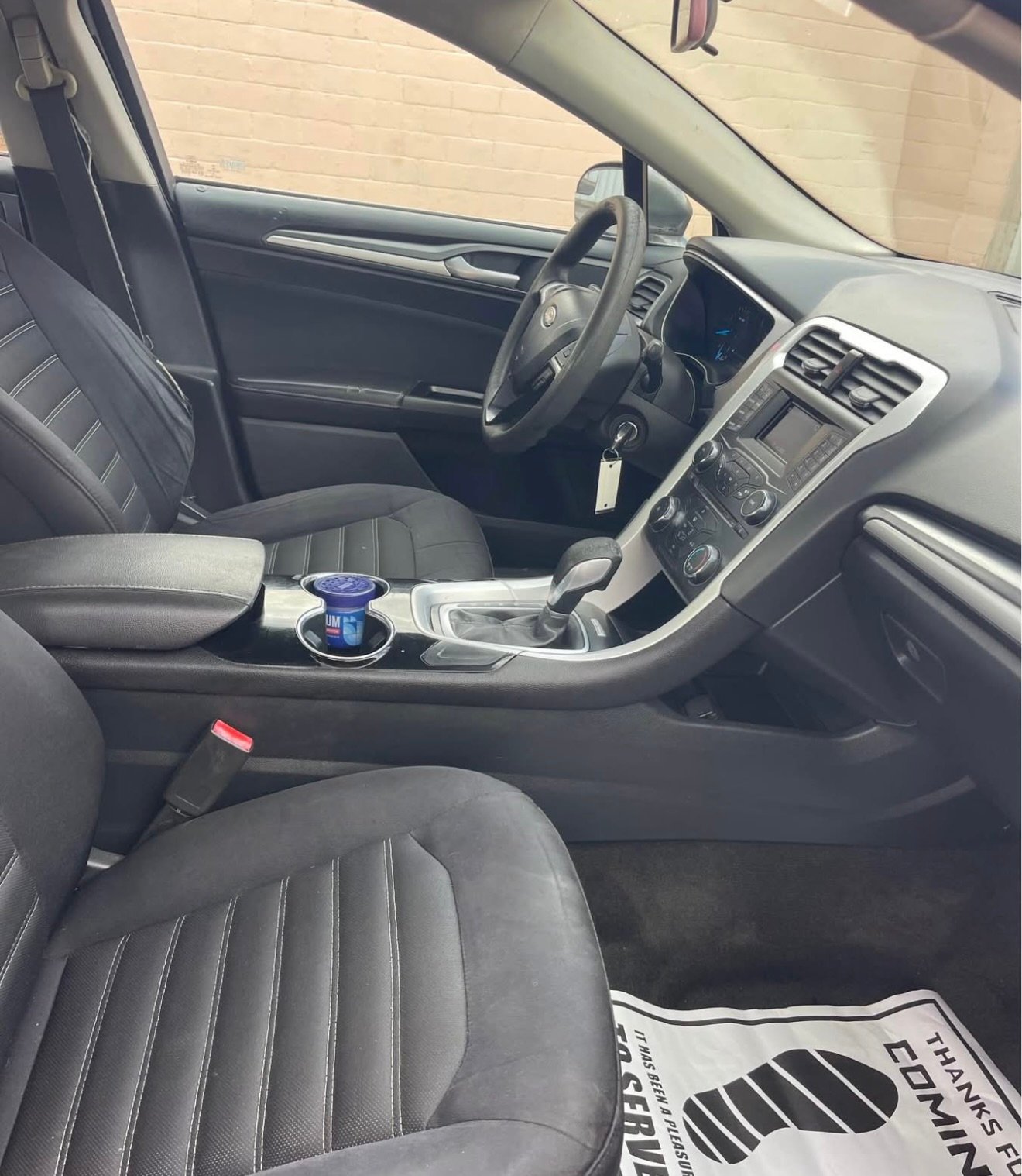 
								2015 Ford Fusion SE FWD full									