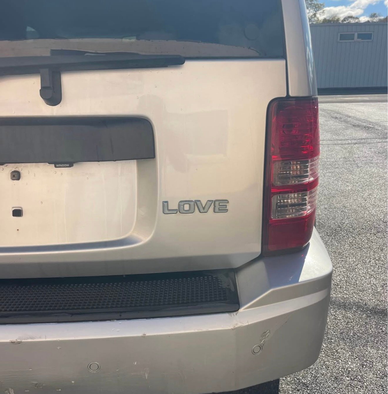 
								2012 Jeep Liberty 4WD full									