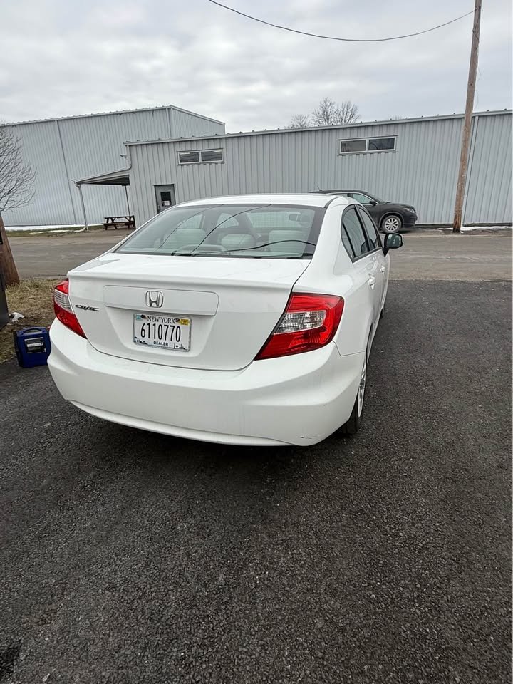 
								2012 toyota camry full									