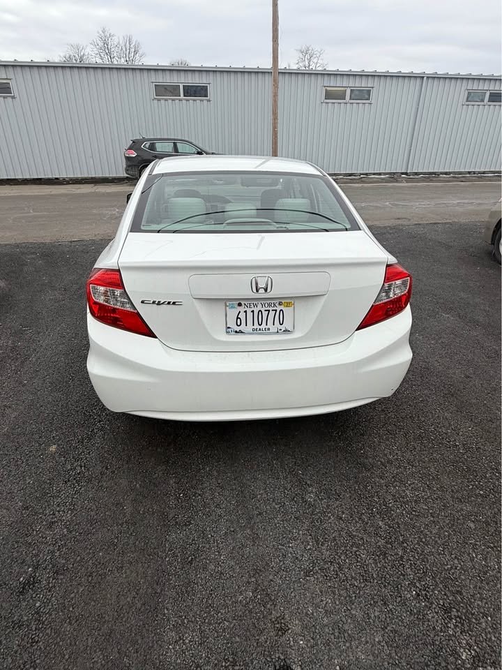 
								2012 toyota camry full									