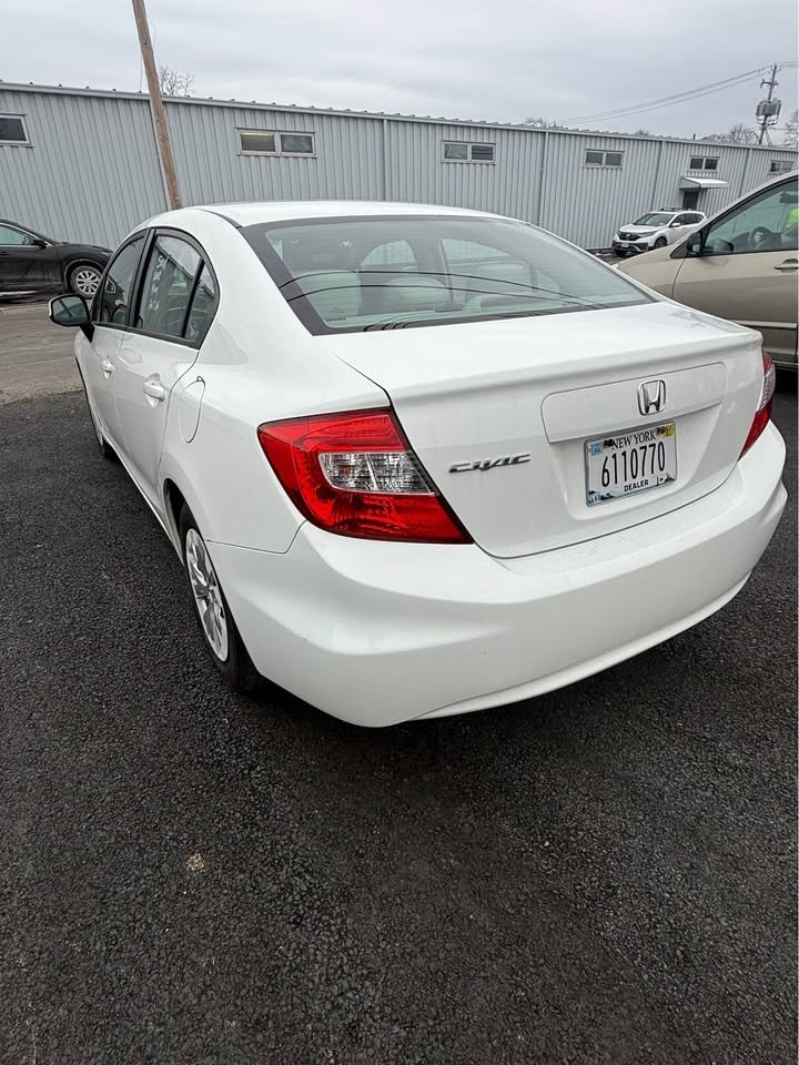 
								2012 toyota camry full									