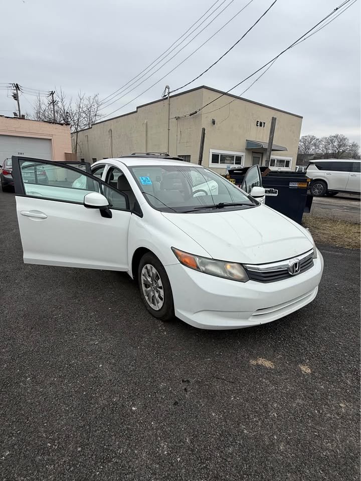 
								2012 toyota camry full									